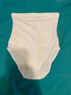 Maidenform Shapewear